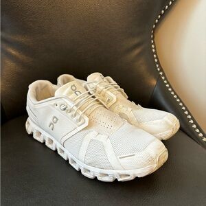 On Cloud 5 Men’s size 11